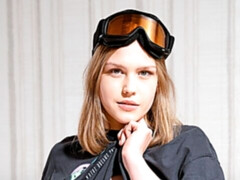 素人, デカ尻, 指いじり, オナニー, 剃毛, ストリッピング, ティーン, オッパイの