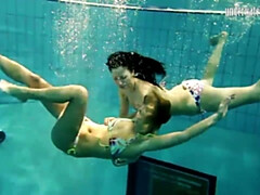 18 jahre, Fetisch, Hd, Pool, Russisch, Dusche, Jungendliche (18+), Unter wasser