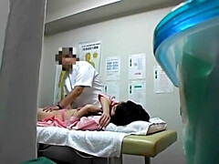 Medical voyeur scenes of Japanese teen hardly owned 2dvd 03
