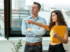 デカ尻, フェラチオ, 茶髪の, バック, 手コキする, キス, なめる, ティーン