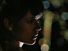 Brunette brune, Célébrité, Adolescente