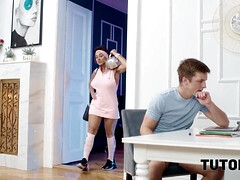 Leie, Grosse titten, Blasen, Reif, Mutti, Rasiert, Lehrer, Titten