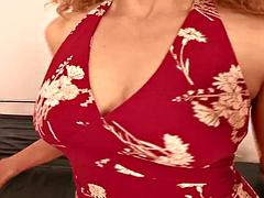 Gros seins, Sucer une bite, Fille latino, Mature, Mère que j'aimerais baiser, Nénés