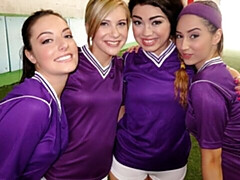 Grote kont, Ondergoed, Masturbatie, Natuurlijke tieten, Kut duiken, Strippen, Tiener, Tieten likken