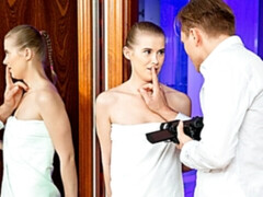 Gorgeous hottie Eyla Moore likes hard fuck in the cowgirl pose