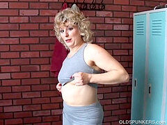 Любители, Постарше, Мастурбация, Зрелые, Милф, Киски