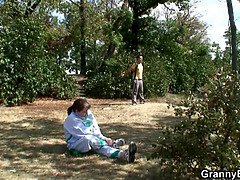 Bruinharig, Oudere vrouw, Diep in de keel, Rijpe lesbienne, Moeder die ik wil neuken, Moeder, Realiteit, Stiefmoeder