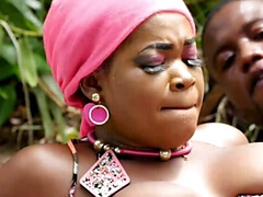 Gros cul, Grosse bite, Gros seins, Brunette brune, Noir ébène, Mature, Seins naturels, De plein air