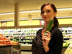 Anal, En gros plan de très près, Dansant, Béant, Masturbation, Orgasme, Public, Solo