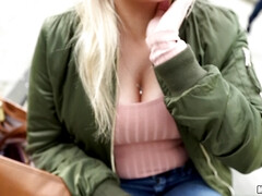 Culo, Tetas grandes, Rubia, Mamada, Pajear, Al aire libre, Público, Tetas