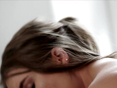 Blasen, Braunhaarige, Spermaladung, Aufs gesicht abspritzen, Hd, Küche, Natürlichen titten