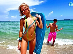 18 ans, Blonde, Femelle, Branlette thaïlandaise, Hard, Hd, Orgasme, Webcam