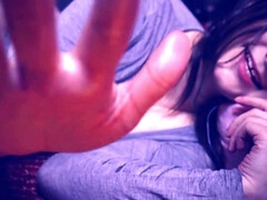 Grosser arsch, Grosse titten, Braunhaarige, Pummelig, Selbstgemacht, Pov, Solo, Titten