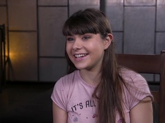 Bruinharig, Leer, Natuurlijk, Orgasme, Pijn, Slet, Slikken, Vibrator