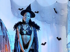 Amateur, Culo grande, Ébano, Penetracion con dedos, Flexible, Lencería, Masturbación, Medias largas