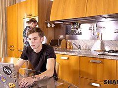 Минет, Постарше, Хд, Зрелые, Милф, Короткая стрижка, Чулки, Сиськи