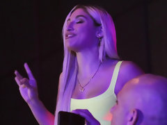 アメリカ人, お尻, ブロンド, チン, シゴき, オマンコ, 剃毛, スカート