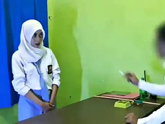 Amateur, Indonesio, Adolescente