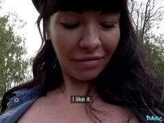 Leie, Blasen, Braunhaarige, Europäisch, Natürlichen titten, Im freien, Pov, Titten