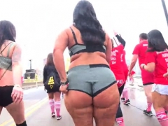 Bbw amateur pissing in public