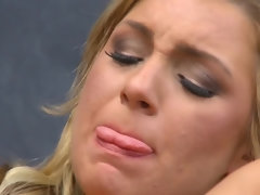 Amateur, Culo grande, Tetas grandes, Rubia, Mamada, Tetona, Corridas faciales, Maestra