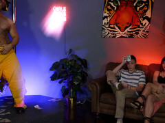 Красотки, Большая жопа, Минет, Брюнетки, Рогоносцы, Член, Порнозвезда