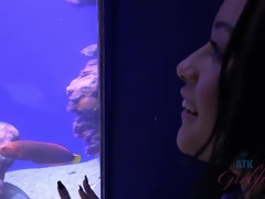 Holly is very fun at the Maui Ocean Center