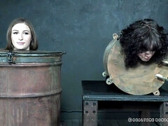 Sadomasochismus, Grosse titten, Hardcore, Hd, Strümpfe, Flotter dreier, Titten, Spielzeuge