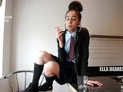 Schattig, Zwart, Vrouw, Dominante vrouw, Hd, Vernedering, Roodharige vrouw, Roken