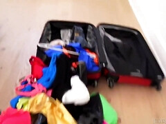 Kont, Bruinharig, Rondborstig, Sperma shot, Lul, Hd, Gezichtspunt, Tieten likken