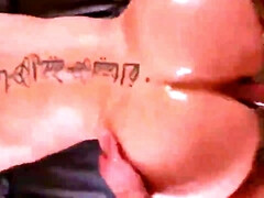 アナル, お尻, デカ尻, 顔射, 手コキする, 看護婦, 三人, オッパイの