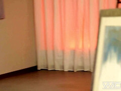 Grosser schwanz, Blasen, Paar, Kehlenfick, Mutti, Realität, Abendanzug, Titten