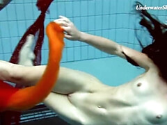 お尻, デカ尻, デカパイ, フェティッシュ, レズビアン, 公共, ロシア人, オッパイの