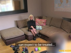 Leie, In den arsch, Arsch, Hundestellung, Masturbation, Büro, Pov, Muschi