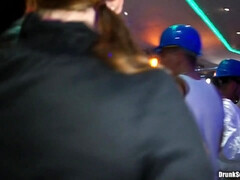 気狂い, ハードコア, 裸, 乳首, オージー, 小柄, オマンコ, ラフ