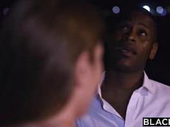 Noire, Blonde, Brunette brune, Faciale, Hard, Interracial, Séduite, Nénés