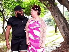 アナル, お尻, バス, 巨乳な, お婆さん, 異人種間, 赤毛, ラフ