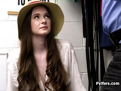 18 años, Amateur, Tetas grandes, Mamada, Sexo duro, Hd, Oficina, Adolescente