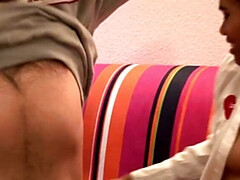 Leie, Asiatisch, Sperma im mund, Selbstgemacht, Geld, Zierlich, Jungendliche (18+), Thai