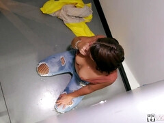 Amerikaans, Kont, Muurgat, Handbeurt, Hardcore, Natuurlijke tieten, Realiteit, Tatoeage