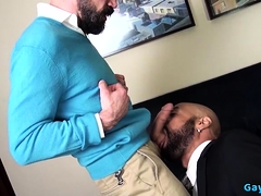 Muscle gay flip flop with cumshot
