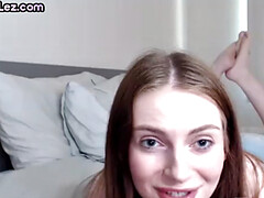 18 jahre, Masturbation, Zierlich, Erotischer film, Jungendliche (18+), Flotter dreier, Spielzeuge, Netzkamera