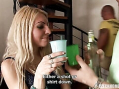 Grote kont, Pijpbeurt, Hondjeshouding, Groep, Handbeurt, Orgie, Tatoeage, Tiener