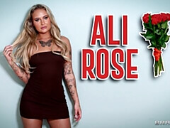 Большая жопа, Большой член, Блондинки, Минет, Собачьи