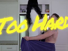 Grosser schwanz, Kehlenfick, Schmuddelige sprache, Aufs gesicht abspritzen, Hd, Rau, Hintern versohlen, Jungendliche (18+)