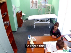 素人, 中出し, 足, なめる, オマンコ, ショートヘア, ユニフォーム, のぞき