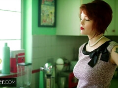 ブロンド, フェラチオ, イく瞬間, なめる, 自然山雀, オマンコ, 馬乗り, スパンキング