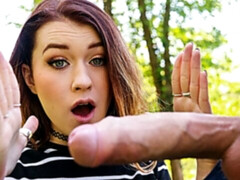 Anal, Gros cul, Grosse bite, Sucer une bite, En levrette, Maigrichonne, Adolescente, Nénés