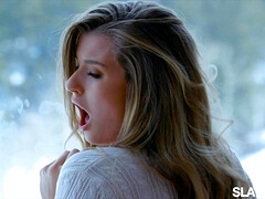 18 jaar, Lieveling, Rondborstig, Hardcore, Zoenen, Likken, Anaal likken, Tatoeage