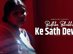 Indian MILF with nice tits hot erotic scene